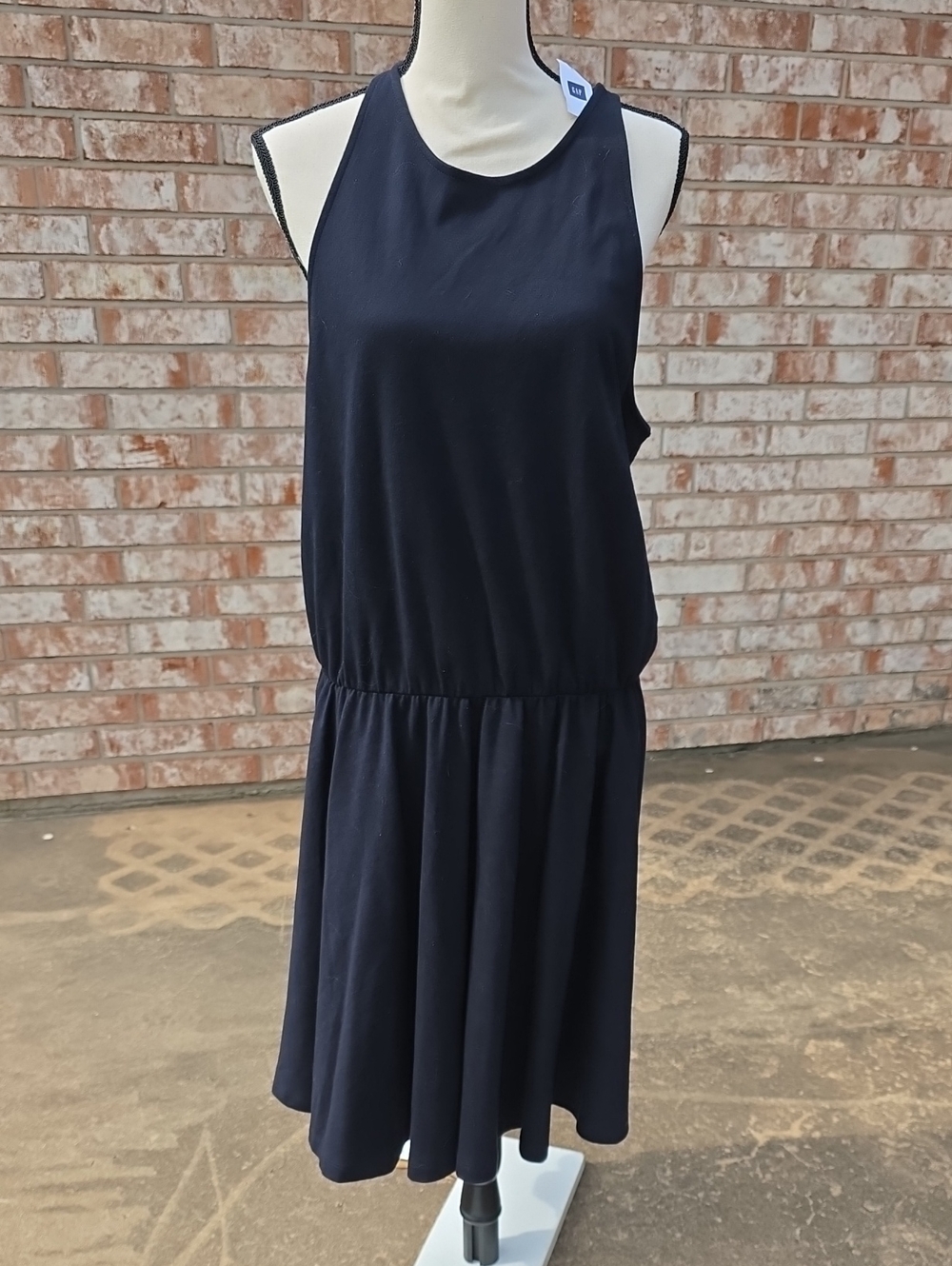 GAP Black Sleeveless Midi Dress with Gathered Waist